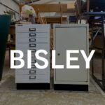 BISLEY BA3/10はA3対応10段引き出し、BA3/29は鍵2本付き扉で大型書類や機密資料の安全収納が可能な英国製スチールキャビネットです。