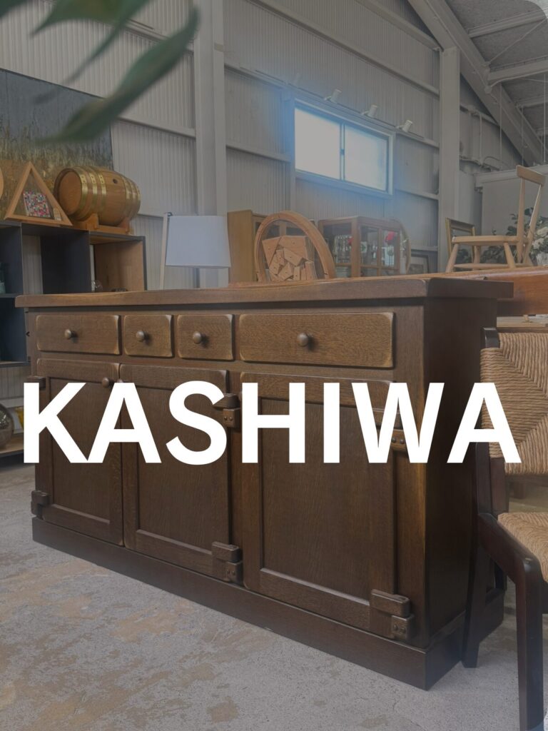 KASHIWA（カシワ）WILDERNESS（ウィルダネス）K139サイドボード 収納家具 オーク材の豊かな木目と重厚感のあるデザインが魅力