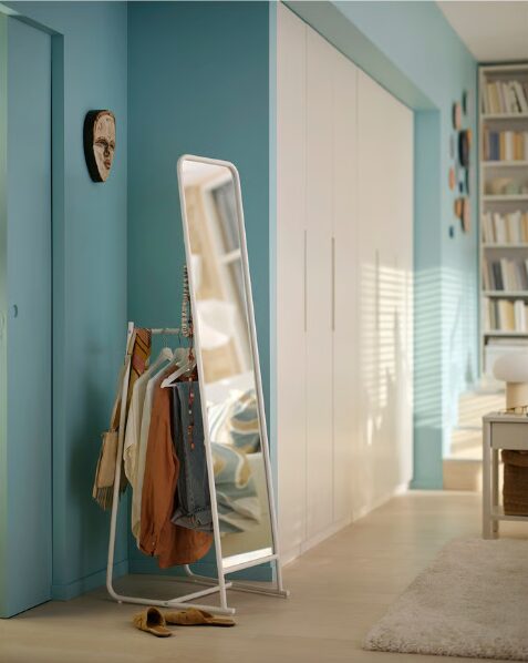 Calligaris（カリガリス）スタンドミラーの魅力とは？—空間を格上げ