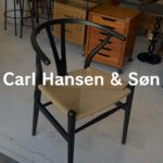 **Carl Hansen & Søn（カールハンセン&サン） CH24 Yチェア ダイニングチェア。** 美しい曲線で構成された背もたれとアーム、軽やかな4本脚が調和した全体フォルム。ペーパーコード座面と木製フレームが映える北欧デザインの名作チェアです。