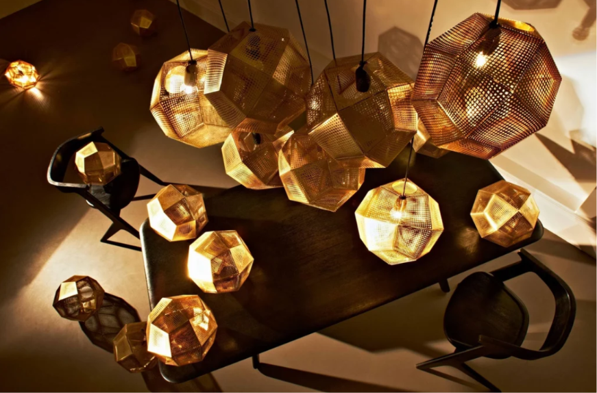 Tom Dixon(トム・ディクソン)「ETCH MINI CHANDELIER 5 LIGHTS」公式サイト