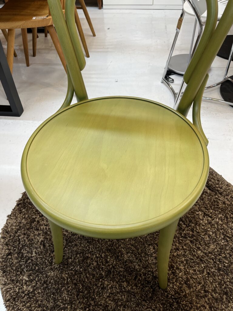 TON Chair 14とは？ 名作ベントウッドチェアの魅力を解説 | リサイクル